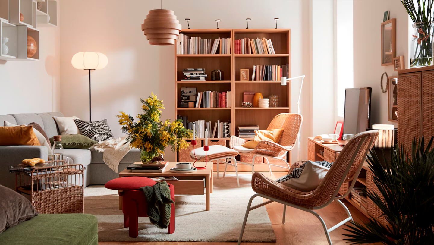 Un salón moderno con materiales naturales en perfecta armonía.