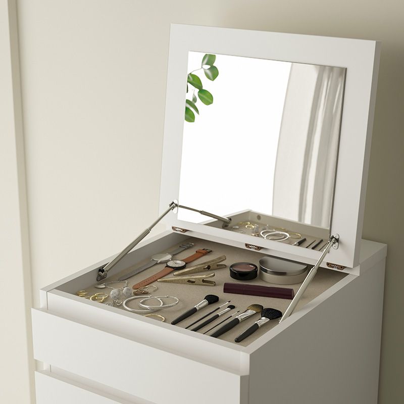 Cómoda de 6 cajones con espejo MALM.