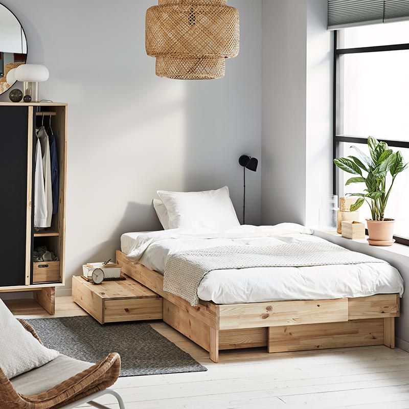 Cama extensible de pino con cajones GLAMBERGET.