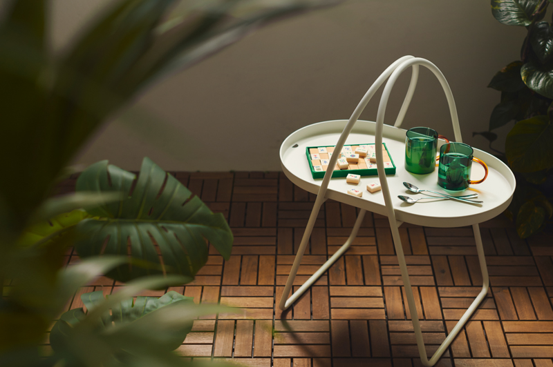 Mesa auxiliar MÄRÄSKÄR de IKEA.