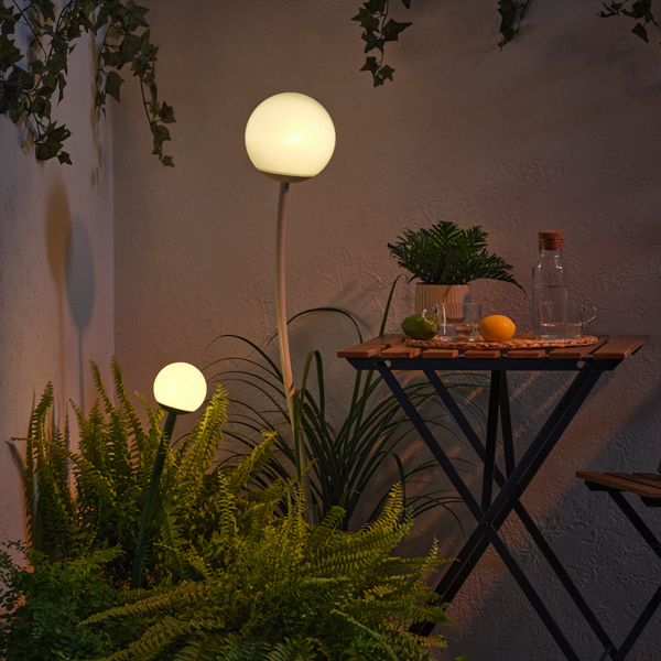 Lámpara solar de la serie SOLVINDEN de IKEA.
