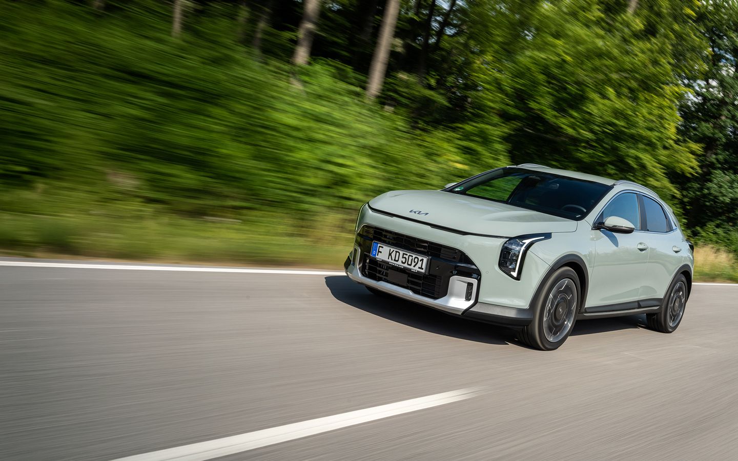 Kia reinventa el crossover: el nuevo XCeed combina una silueta elegante, tecnología inteligente y practicidad cotidiana